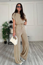 Load image into Gallery viewer, Genna Top and Pants Set
