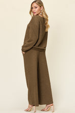 Load image into Gallery viewer, Satcha Top and Pants Set
