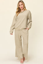 Load image into Gallery viewer, Satcha Top and Pants Set
