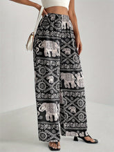 Load image into Gallery viewer, Trisha Pants

