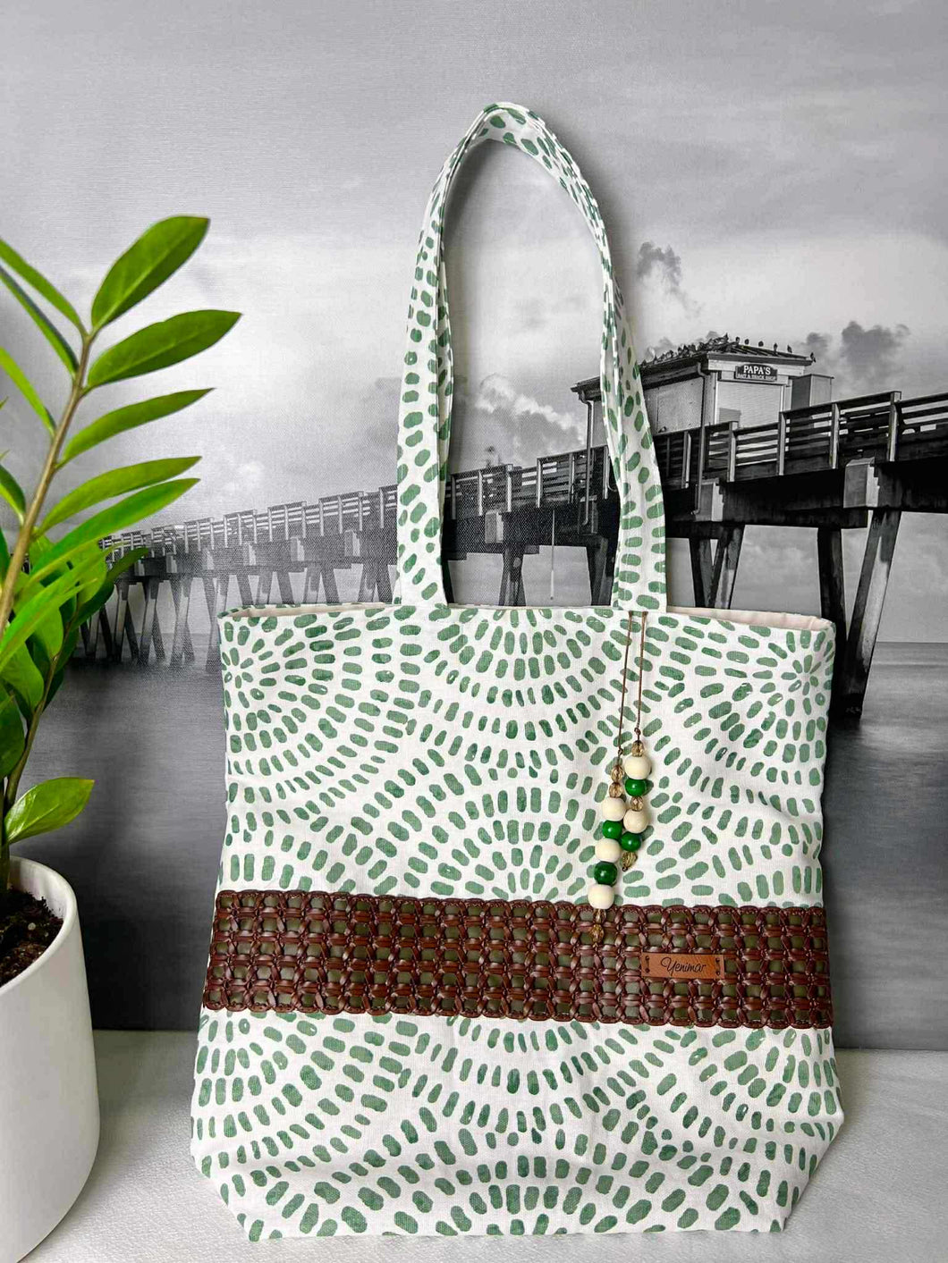 Cream & Green Casual Tote Bag