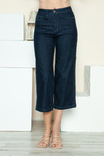 Load image into Gallery viewer, Janice Wide Leg Jeans
