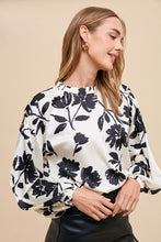 Load image into Gallery viewer, Elizza Blouse
