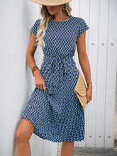 Load image into Gallery viewer, Janice Midi Dress
