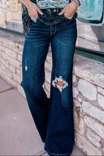 Load image into Gallery viewer, Clarissa Jeans
