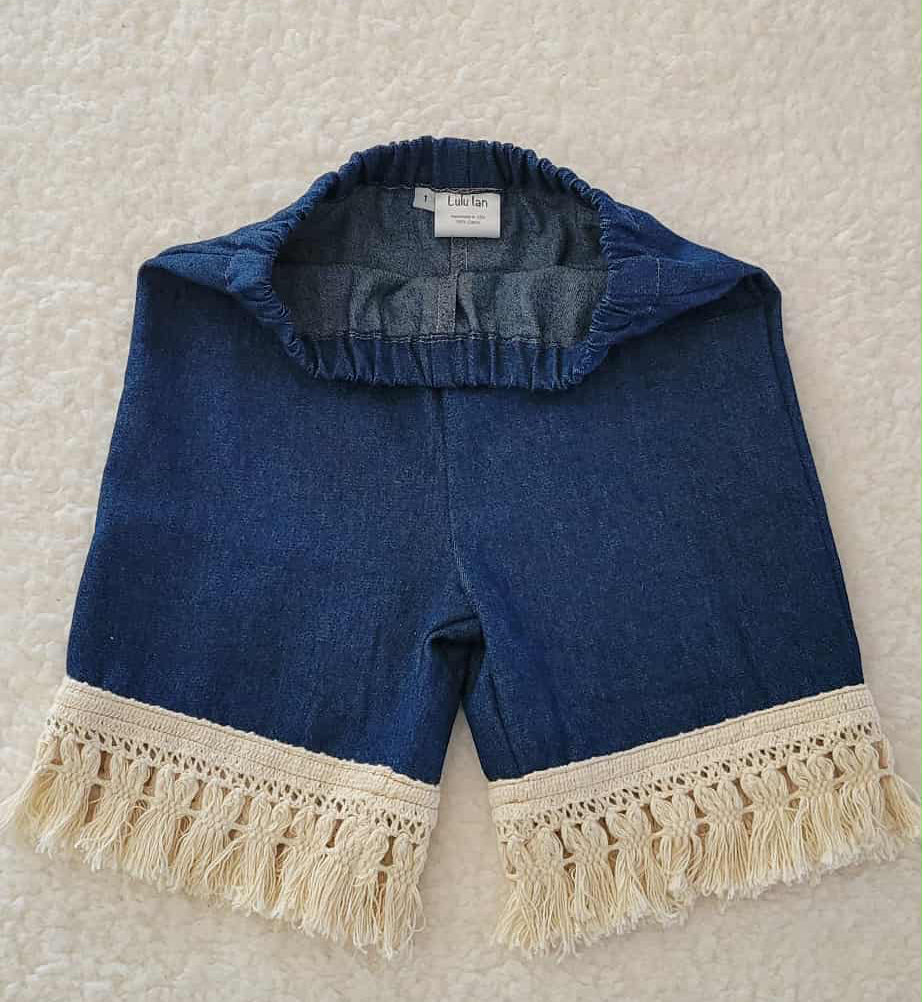 Lucy Flowers Top with Retro Jeans