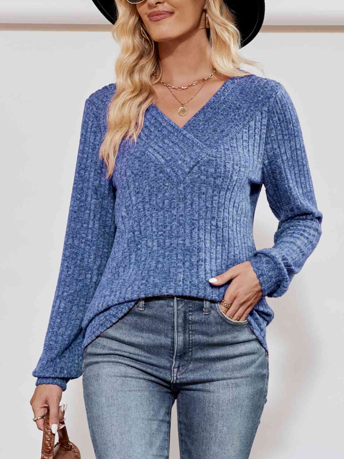 Vilma V-Neck Top