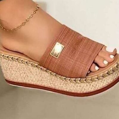 Xenia Sandals